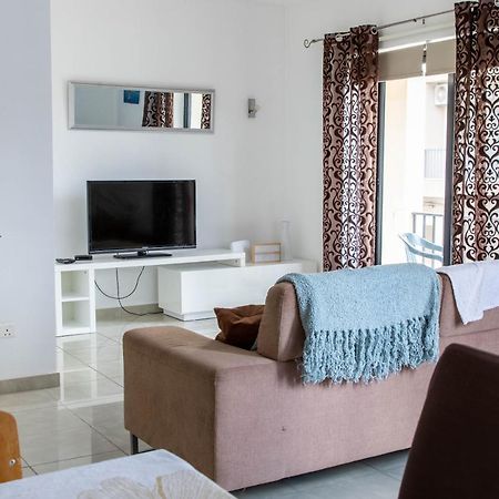Spacious 3-Bedroom Apartment 30 Seconds From Sea Marsaskala Εξωτερικό φωτογραφία