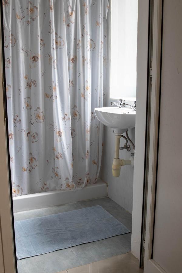 Spacious 3-Bedroom Apartment 30 Seconds From Sea Marsaskala Εξωτερικό φωτογραφία